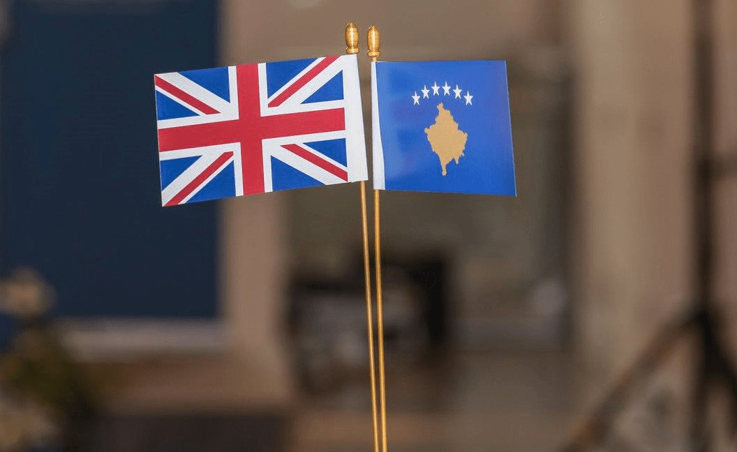 Ambasada e Britanisë: Vendimet dhe rekrutimet për zyrtarë të lartë në Ndërmarrje Publike, të shtyhen deri në formim e qeverisë