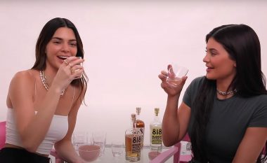 Kendall dhe Kylie bëjnë grimin të dehura – rezultati është thjesht i çuditshëm