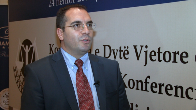 Suspendohet nga detyra sekretari i arrestuar i KPK-së, Lavdim Krasniqi
