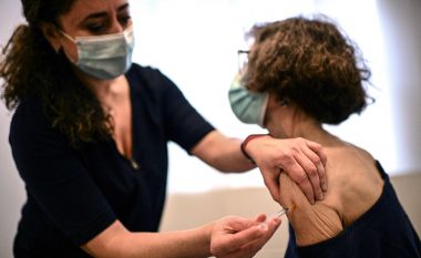 Norvegjia njofton vdekjen e një personi të vaksinuar me AstraZeneca