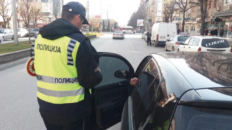 Në Shkup gjobiten 21 shoferë nën ndikim të alkoolit