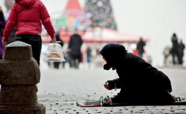 Levada Center: Varfëria, rritja e papunësisë dhe korrupsioni – problemet kryesore me të cilat po përballet Rusia