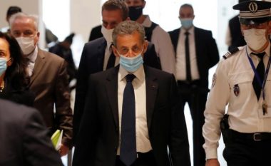 Sarkozy u dënua me tre vjet burg, por mund të mos e kalojë asnjë ditë prapa grilave