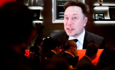 Elon Musk i përgjigjet shqetësimeve të ushtrisë kineze: Nëse Tesla përdor veturat e saj për të spiunuar, ne do të mbyllemi