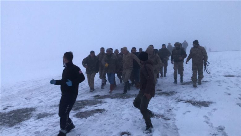 Rritet numri i ushtarëve të vdekur turq pas rrëzimit të helikopterit