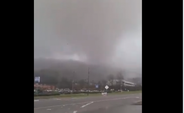 Tornadot “fshijnë” shtetin e Alabamas, raportohet për pesë të vdekur