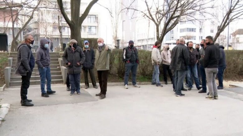 ​Mungesa e transportit në disa fshatra të Prishtinës, protestojnë banorët