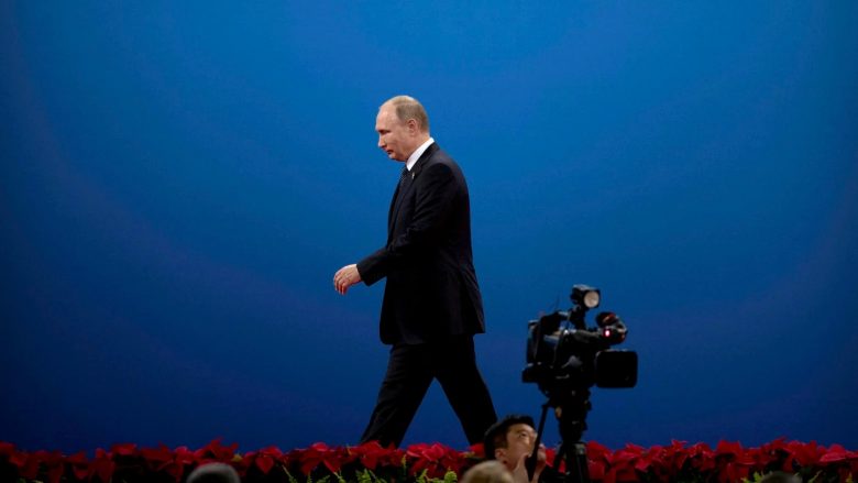 Popullariteti i Vladimir Putinit në rënie, Kremlini rrit buxhetin e Russia Today për propagandë