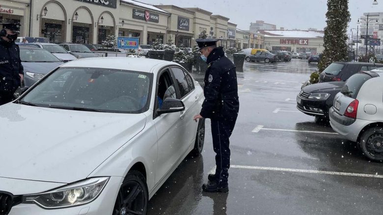 Policia e Kosovës në aksion për zbatimin e masave anti-COVID