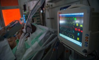 Vrasje e paharruar në COVID spitalin e Athinës, pacienti dyshohet se të sëmurit tjetër ia fiku respiratorin  