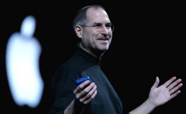 Si e kalonte Steve Jobs kohën e lirë dhe a ishte një shef i ashpër? Asistentja e tij rrëfen të pathënat