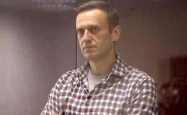 Navalny dërgohet në spitalin e burgut