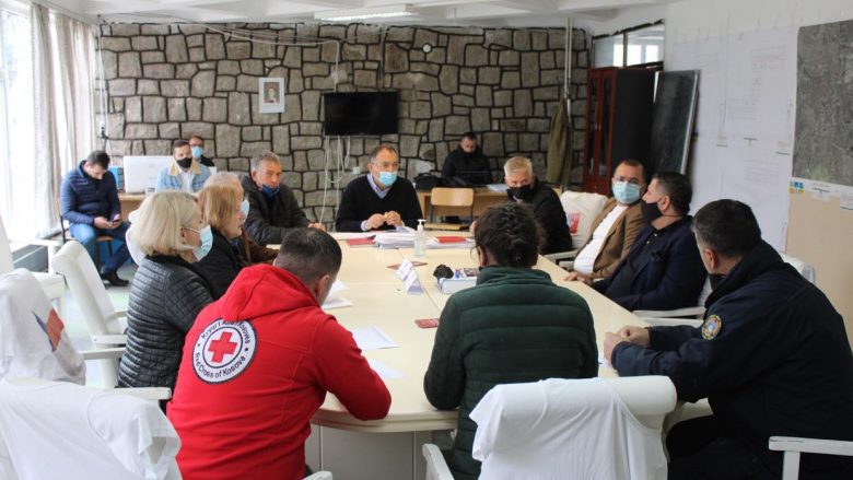 668 raste aktive me COVID-19 në Gjilan, Haziri apelon për kujdes