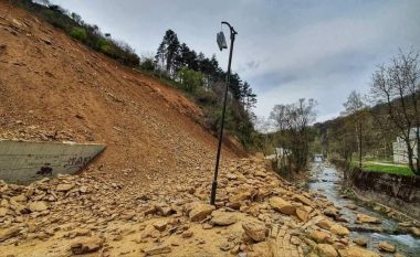 Komuna e Tetovës: Shembja e dheut në rrugën e Banjës së Tetovës është si pasojë e punimeve