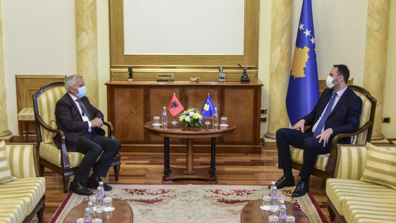 Konjufca takoi ambasadorin Minxhozi, e falënderon për ndihmën e ofruar nga Shqipëria për Kosovën lidhur me pandeminë