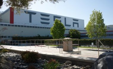 Tesla me fabrikë të re në Berlin, fillimisht do të punësohen 12 mijë persona