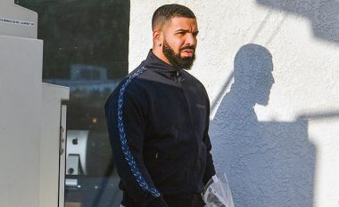 Drake shfaqet me stil të ri të flokëve, pas promovimit të albumit të ri