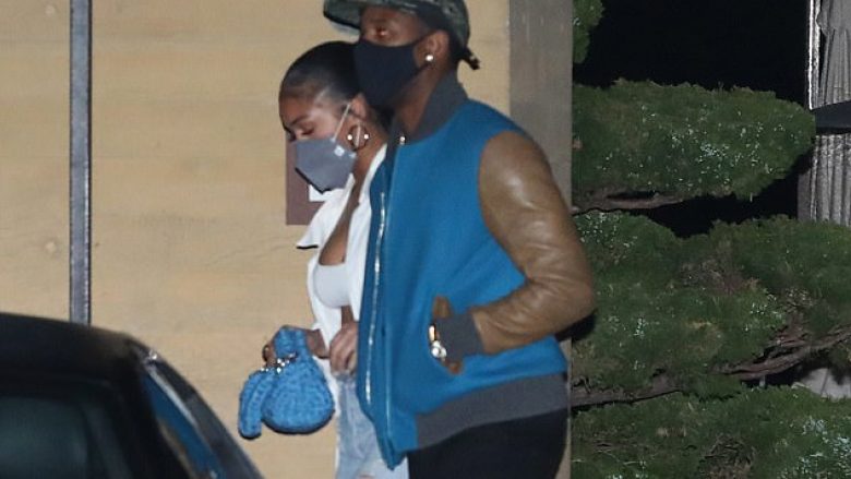 Michael B. Jordan dhe Lori Harvey nuk ndalen së shëtituri, shfaqen të dashuruar në Malibu