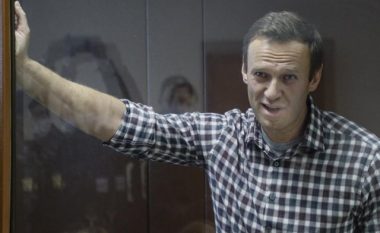 Alexei Navalny po e padit burgun për shkak të Kuranit