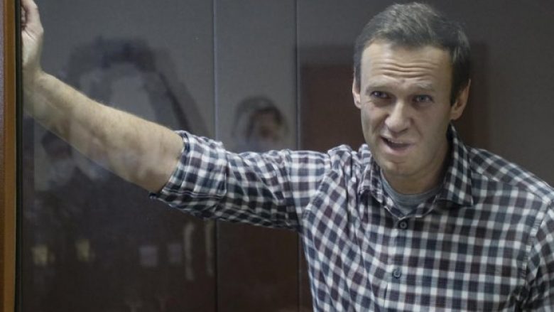 Alexei Navalny po e padit burgun për shkak të Kuranit