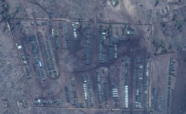 Imazhe satelitore që tregojnë grumbullimet e ushtrisë në Rusi dhe Ukrainë