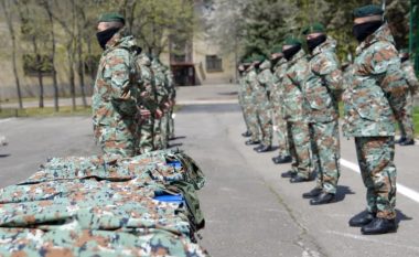 Turqia dhuron 7.400 komplete uniformash për Armatën e Maqedonisë së Veriut