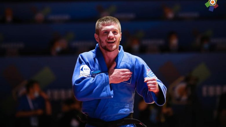 Akil Gjakova merr edhe fitoren e dytë në Kampionatin Botëror
