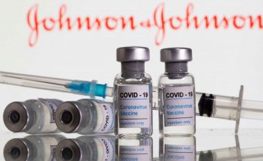Vaksina Johnson&Johnson për COVID-19 nën rishikimin e BE-së,	pas paraqitjes së rasteve me mpiksje të gjakut
