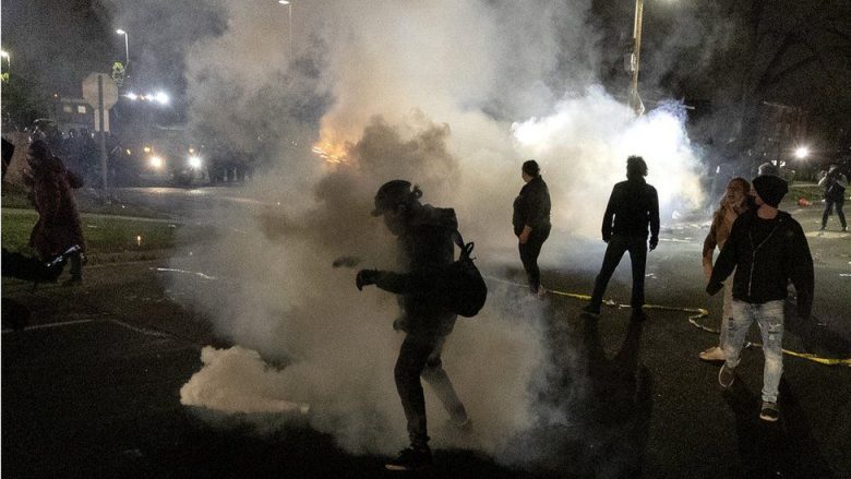 Sërish protesta në SHBA, pas vrasjes së një personi me ngjyrë gjatë një ndalese trafiku