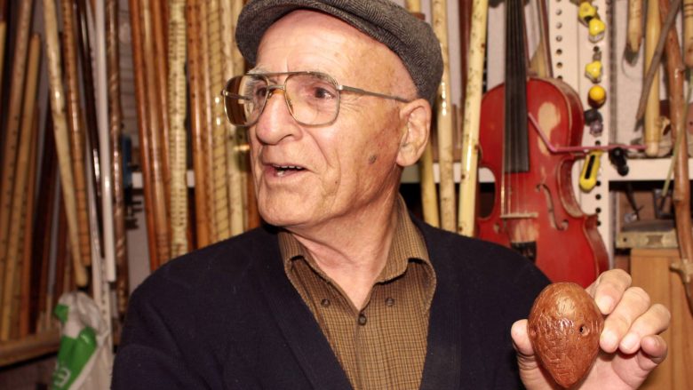 Artistët shqiptarë reagojnë pas vdekjes së instrumentistit Shaqir Hoti