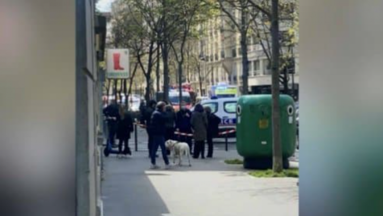Një i vdekur dhe një i plagosur, pas të shtënave me armë para një spitali në Paris