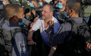 Po merrte pjesë në një protestë kundër një vendbanimi hebre, policia rrah politikanin izraelit në Jerusalem