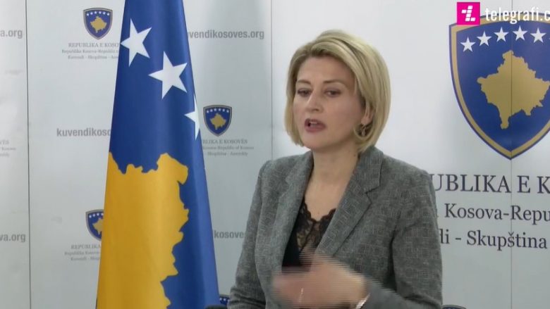 Kusari-Lila: Qeveria së shpejti do të prezantoj qëndrimin e saj për dialogun me Serbinë
