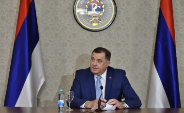 Dodik: Do të punoj për shpërbërjen paqësore të Bosnjës