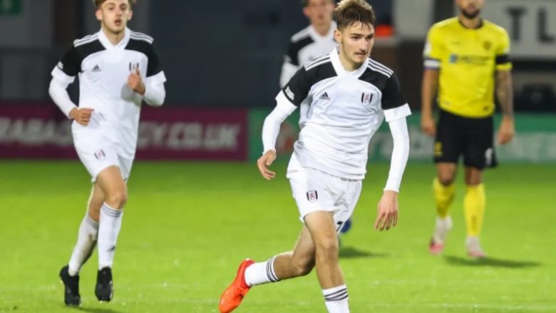 Edhe një shqiptar drejt Ligës Premier, Adrion Pajaziti nënshkruan kontratë profesionale me Fulhamin