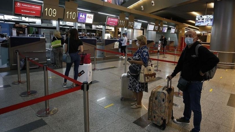 Rusia pezullon fluturimet me Turqinë deri më 1 qershor