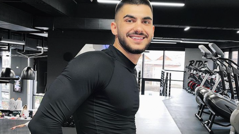 Butrint Imeri tregon fizikun e formësuar nga palestra