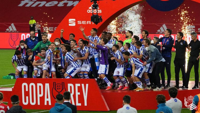 Real Sociedadi mposhti Athletic Bilbaon në finale dhe fitoi trofeun e Copa del Rey pas 34 vitesh
