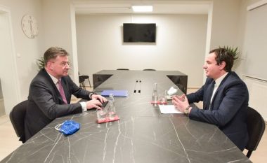 Lajçak flet për takimin me Vuçiqin: Për të njëjtat tema do të diskutoj së shpejti edhe me Kurtin