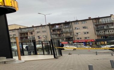 Të shtëna me armë në Prishtinë, plagoset një person