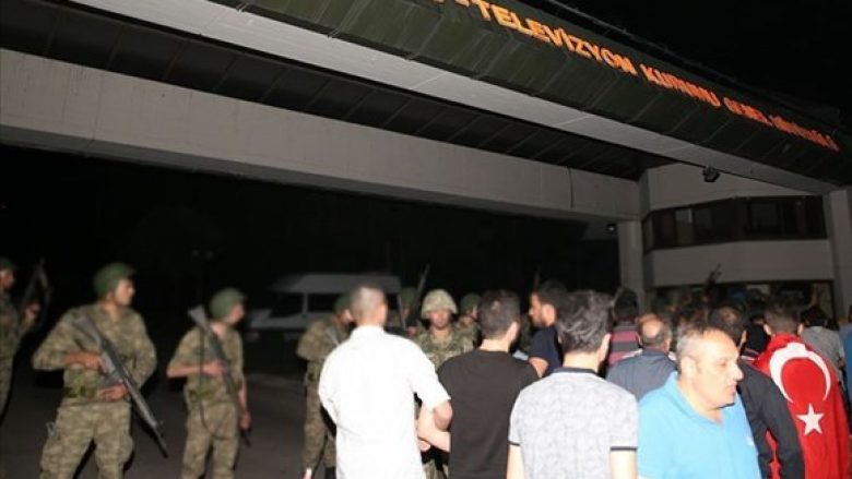 Burgim të përjetshëm për katër ish-ushtarë në Turqi