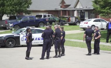 Amerikani 18-vjeç futet në shtëpi, rrëmben binjakët 4-vjeç – njërin prej tyre e mbyti  