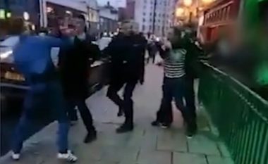 Pjesëtarët e sigurimit të lokalit të natës rrahen brutalisht me disa të rinj nga Irlanda e Veriut, gjithçka i parapriu fjala “kthehu nga ke ardhur”