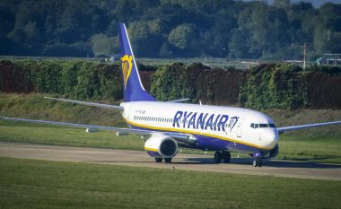 Alarm për bombë, ulet në aeroportin e Berlinit aeroplani i Ryanair