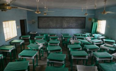 Banda e armatosur dhe me motoçikleta rrëmbejnë mbi 150 nxënës në një shkollë në Nigeri