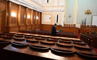 Bullgaria në zgjedhje të parakohshme për shkak të krizës politike