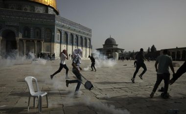 Ende pa kaluar 24 orë nga marrëveshja, rifillojnë përplasjet mes izraelitëve dhe palestinezëve në Jerusalem