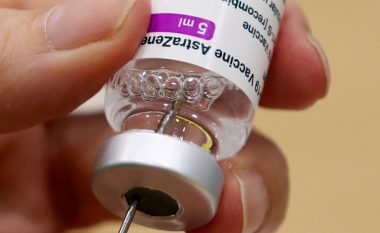 Sllovakia pezullon vaksinimin e qytetarëve me AstraZeneca