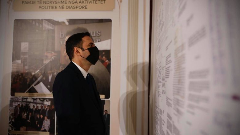 Abdixhiku: Ekspozita për Sali Çekajn i pasqyron dy anët e tij, të një intelektuali të rrallë e luftëtari trim