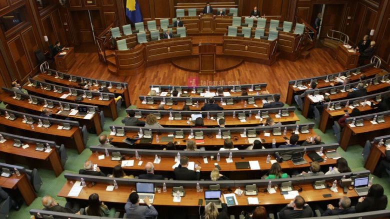 Gjithçka që ndodhi sot në seancën e Kuvendit, ku Haradinaj i tha Kurtit “Mos je njeri i Serbisë”